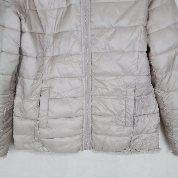 NY&Co Reversable Faux Fur Packable Down Coat Size Medium in Soft Beige - Picture 10 of 16